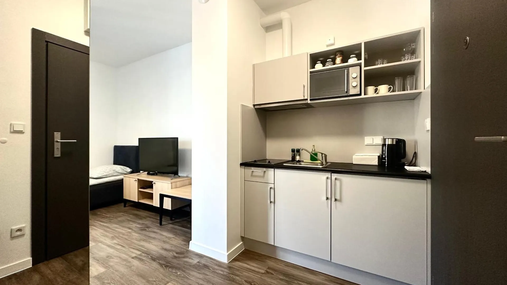 Przyjazni 16 Apt 24 - Self Check-In 20H - Lift Wroclaw Apartment